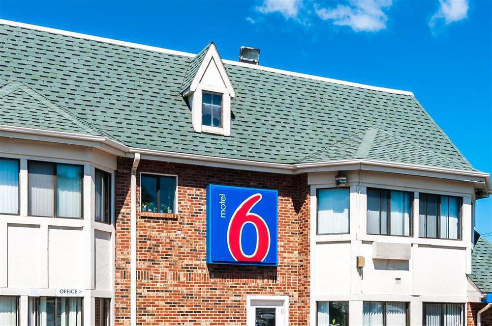 Motel 6 Chicago - Elk Grove Elk Grove Village Exterior photo